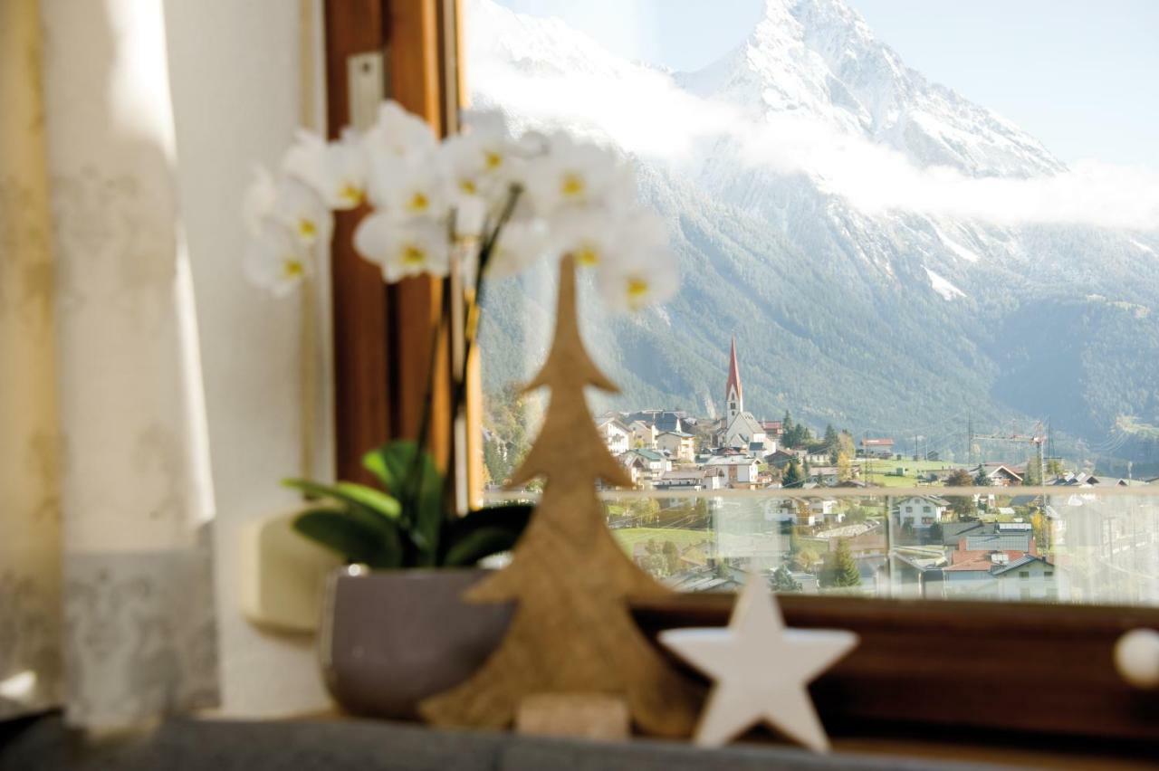 Pension Angelika Pettneu am Arlberg Buitenkant foto